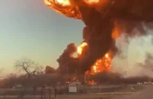 Zderzenie pociągu z ciężarówką powoduje eksplozję