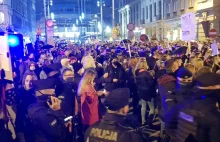 Sąd w Katowicach: Zarzuty policji dla protestujących po decyzji TK to nadużycie