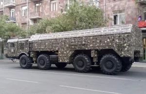 Armenia: Iskandery nie zadziałały. Bunt wojska. Rosyjskie MiGi nad Erywaniem