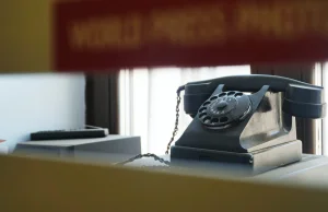 Rząd tylnymi drzwiami chce ograniczyć telemarketing, ale...