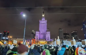 Polskie społeczeństwo nie staje się lewicowe. Ono się laicyzuje i liberalizuje.