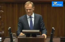 Premier Tusk masakruje Kaczyńskiego