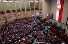 Sejm przyjął ustawę lockdownowa.