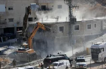 Izraelski okupant zburzył dziś 2 palestyńskie domy w Jerozolimie