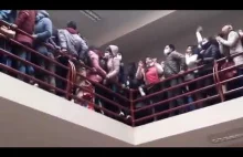 Wypadek w Boliwii. Barierki nie wytrzymały naporu studentów.