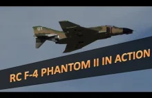 RC F-4 Phantom II in action