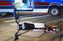 Pijanego 71-latka z hulajnogą potrącił kierowca bez prawa jazdy
