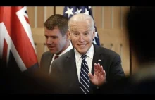 Joe Biden zdjęty z wizji w trakcie rozmowy z N. Pelosi.