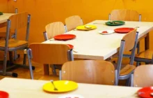 Rodzice bronią przedszkolanki z Tczewa, która przywiązała dziecko do krzesła