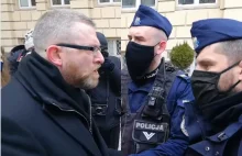 Braun pięknie WYJAŚNIA policjantów! "Bądźcie polską policją, a nie...