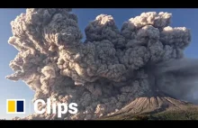 Time-lapse z wybuchu wulkanu Mount Sinabung.