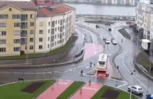 Buspas w Szwecji przebiega przez rondo