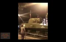 Wyjdź z czołgu!