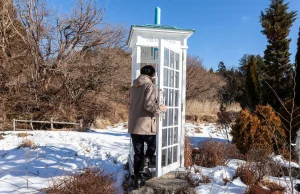 Telefon w zaświaty pozwala japończykom pogodzić się ze stratą bliskich w tsunami