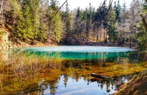 Kolorowe jeziorka. Najładniejsze jeziora w Polsce, w których się nie wykąpiesz!