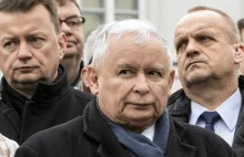 Polska stacza się w autokrację najszybciej na świecie.