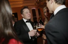 Elon Musk z tytułem Technokinga Tesli. Dyrektor finansowy to od teraz...