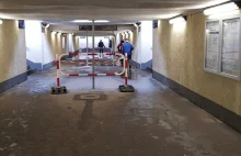 Fatalny stan dworca w Olsztynie. Sufit się sypie, a opady powodują zalanie
