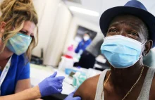 USA: 74 miliony ludzi otrzymało pierwszą dawkę szczepionki na COVID-19