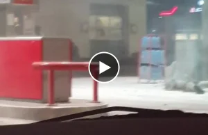 Na stacji benzynowej spalił się człowiek