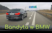 Bandyta w BMW testuje hamulce