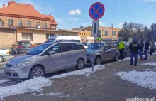 Kolizja 5 aut na parkingu w Krośnie