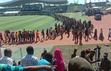 Tłumy żegnają zmarłego prezydenta Tanzanii. "Mdleją z wrażenia"