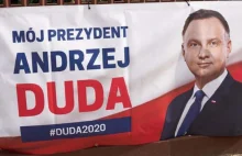 Prezydent RP Duda miał być znieważany przez uczniów z ostrowskich szkół