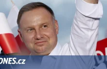 Duda je d...l. Polskému spisovateli hrozí za uráku prezidenta tři roky.