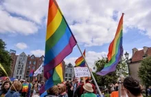 Hipokryzja LGBT: Chcą zamykać kościoły a sami urządzają bieg podczas pandemii
