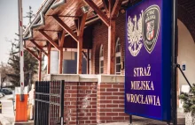 Komendant wrocławskiej Straży Miejskiej jednym z najlepiej opłacanych w kraju.