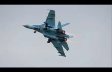 SU - 27 Flanker Air Show