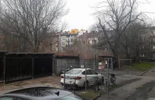 Kraków: deweloper chce zbudować blok... na środku dziedzińca