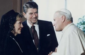 „Święte przymierze” Reagana i Jana Pawła II