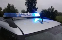 Policjanci zatrzymali pijanego taksówkarza. „Jechał po klienta”