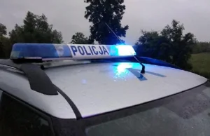 Policjanci zatrzymali pijanego taksówkarza. „Jechał po klienta”