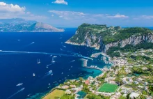 Włoskie wyspy wolne od koronawirusa nadzieją dla turystyki.