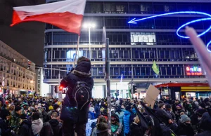 Al Jazeera: "Polski sojusz kościoła z władzą"