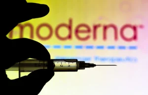 Nowa odmiana szczepionki Moderny skuteczna przeciwko wariantom z RPA i...