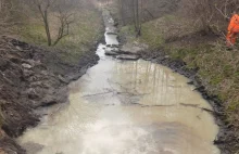 Pracownicy wodociągów wykryli zrzut ścieków do rzeki