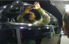 Policjanci z wycelowaną bronią wyciągnęli z auta podporucznika armii USA