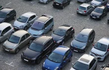 W Warszawie rozszerzono strefę płatnego parkowania.