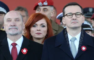 Morawiecki chwali Macierewicza za film o Smoleńsku "Bardzo konkretne wyliczenia"