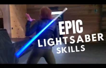 Kobieta JEDI - Michelle C. Smith pokazuje umiejętności walki mieczem świetlnym