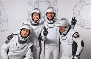Historyczna misja SpaceX Crew-2 gotowa do startu. Co trzeba o niej...