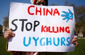 Brytyjski parlament: Chiny popełniają ludobójstwo wobec Ujgurów