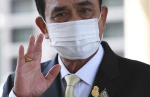 Tajlandia: Premier ukarany za brak maseczki.