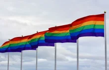 Wilamowice podtrzymują „uchwałę anty-LGBT”. Wyrzucają do kosza 7 mln zł!