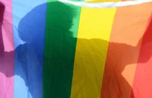 Polska traci nawet 9,5 mld zł rocznie na dyskryminacji osób LGBT+