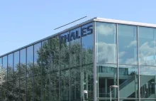 Gigant obronno–lotniczy Thales chce sprzedać część kolejową